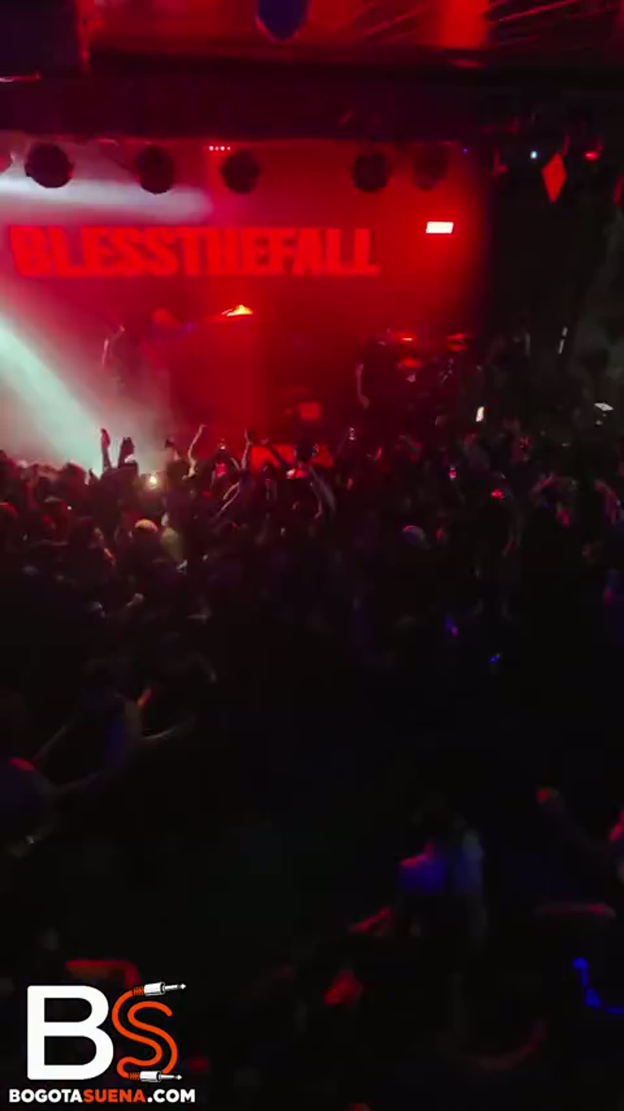 Fotograma del video de Blessthefall en Bogotá 2026 en Ace of Spades Club
