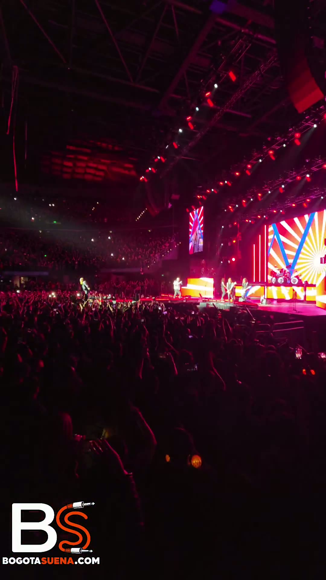 Fotograma del video de Helloween en Movistar Arena