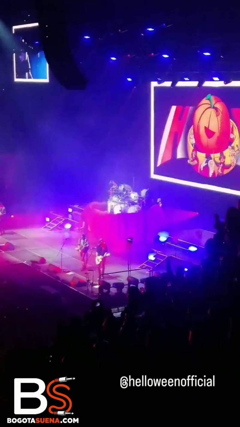 Fotograma del video de Helloween en Movistar Arena, Bogotá 2022